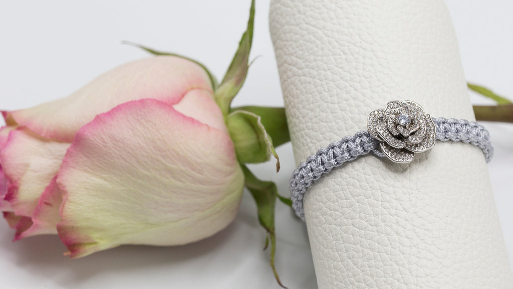 rosebuds with macrame {floral collection}