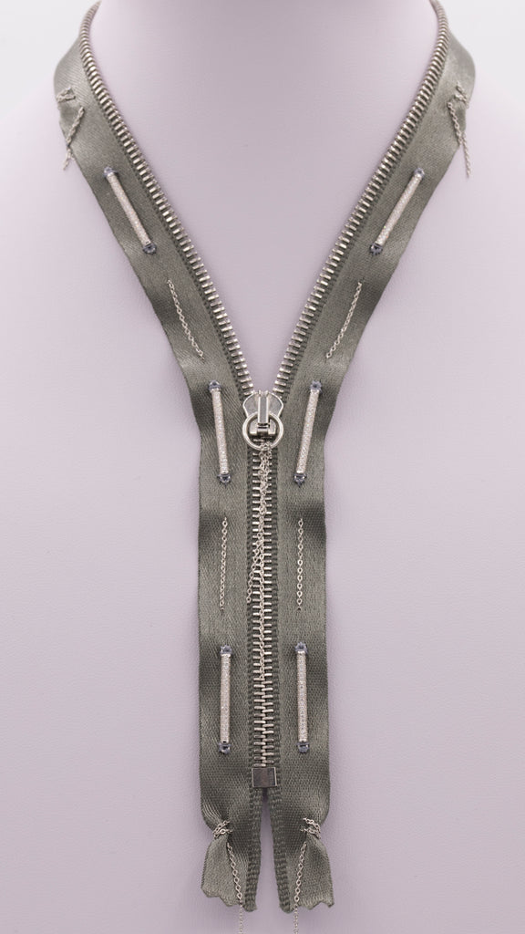 In Stitches {unzipped collection}